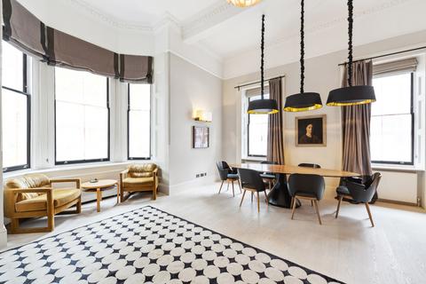 2 bedroom apartment to rent, Cadogan Square, London SW1X