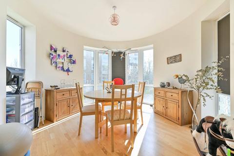 2 bedroom flat for sale, Kew Riverside, Kew, Richmond, TW9
