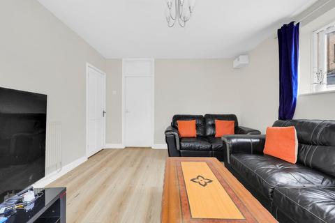 2 bedroom flat for sale, Fanshaw Street, Shoreditch, N1