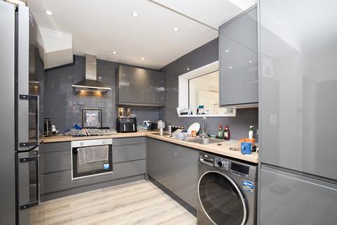 3 bedroom semi-detached house for sale, Beacon Road, Broadstairs, CT10