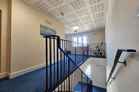 2 bedroom apartment for sale, Foxley Drive, Catherine-De-Barnes, Solihull