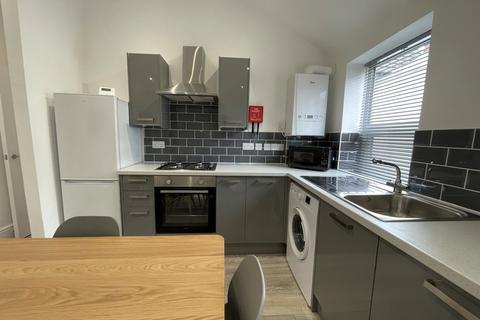 2 bedroom house to rent, 20b Portland Street, Lincoln LN5