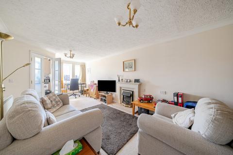 1 bedroom flat for sale, Ella Court, Redland Drive, Kirk Ella, Hull, East Yorkshire, HU10