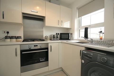undefined, Fern Avenue, Clayton, Bradford, BD14