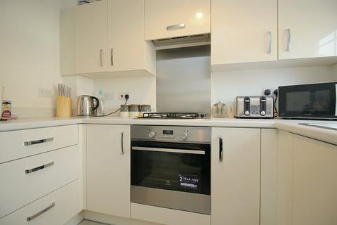 undefined, Fern Avenue, Clayton, Bradford, BD14