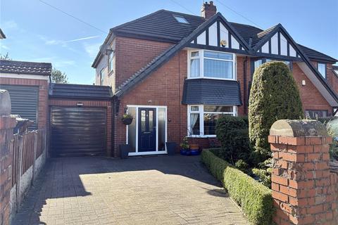 46 Sholver Hill Close, Oldham, OL1 4NS
