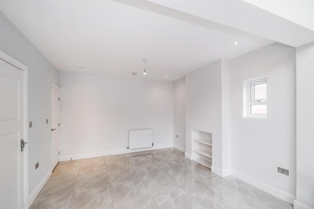 1 Empress Avenue-11 web.jpg