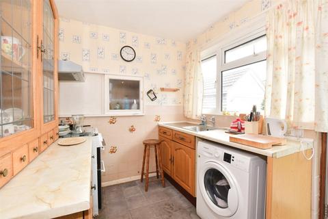 2 bedroom detached bungalow for sale, Roseway, Sandown PO36
