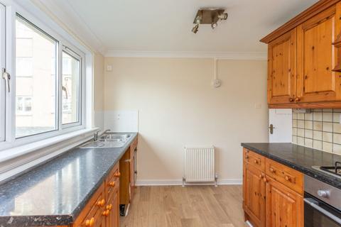 7/2 Essendean Place, Edinburgh, EH4 7HF