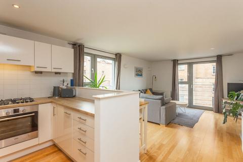 Flat 6, 2 Sheriff Brae, Edinburgh, EH6 6EQ