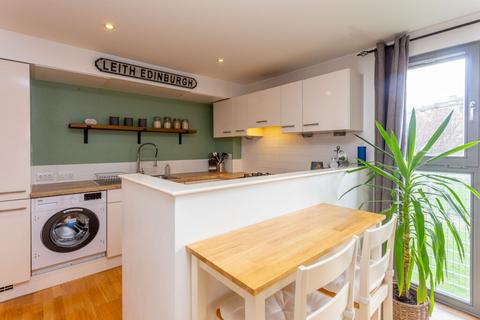 Flat 6, 2 Sheriff Brae, Edinburgh, EH6 6EQ