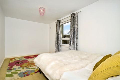Flat 9, 18 Northfield Drive, Edinburgh, EH8 7RP