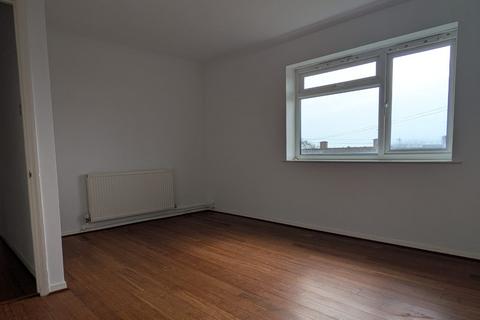 2 bedroom flat to rent, Pellinore Road, Exeter EX4