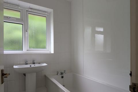 2 bedroom flat to rent, Pellinore Road, Exeter EX4