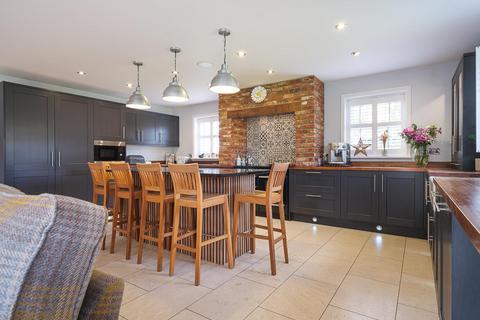 Westleaze Stables Mill Lane, Swindon, SN1 7HG