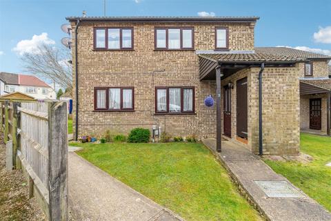 9 Birinus Close, High Wycombe, HP12 3LZ