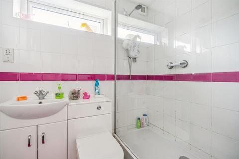 9 Birinus Close, High Wycombe, HP12 3LZ