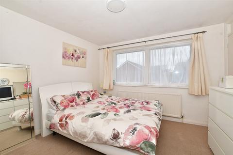 undefined, Upton Dene, Sutton, Surrey