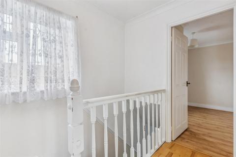 72 Longfields, Stevenage, SG2 8QA