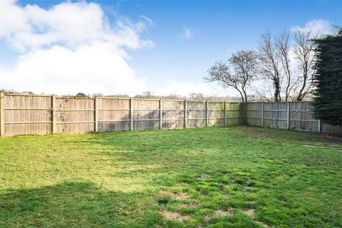 4 bedroom detached house for sale, Priors Lane, Blackwater GU17