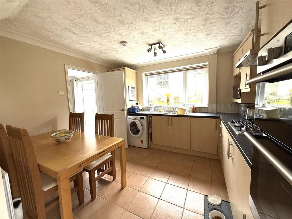 23 coppice kitchen.jpeg
