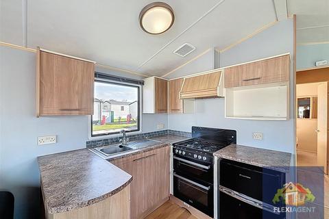 2 bedroom park home for sale, Southport New Road, Banks PR9