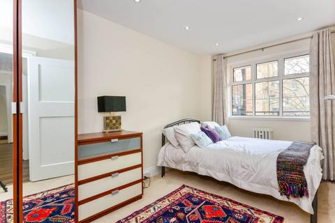3 bedroom flat for sale, Earls Court, Earls Court, London, SW5