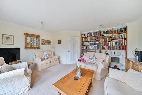 31 Railton Road, Guildford, GU2 9LX