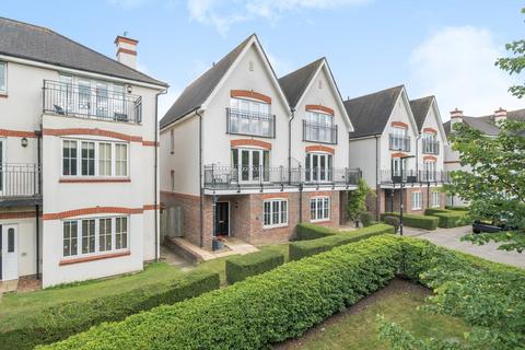 31 Railton Road, Guildford, GU2 9LX