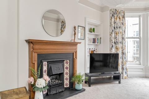 Flat 4, 41 Mcdonald Road, Edinburgh, EH7 4LY