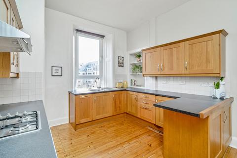 Flat 4, 41 Mcdonald Road, Edinburgh, EH7 4LY