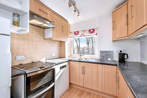 106 Northfield Drive, Edinburgh, EH8 7RF