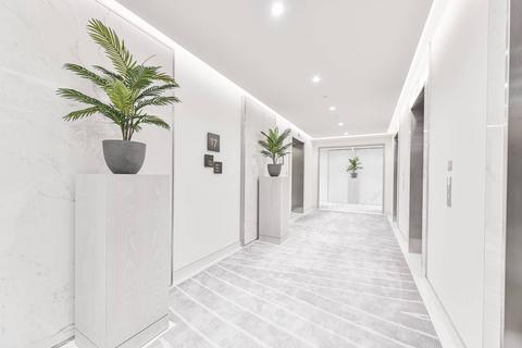 2 bedroom flat for sale, Damac Tower, London SW8