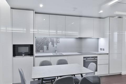 2 bedroom flat for sale, Damac Tower, London SW8