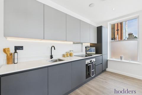 2 bedroom apartment for sale, Abbots Way, Chertsey, Surrey, KT16