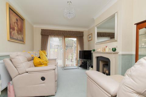 4 bedroom semi-detached house for sale, Bradstow Way, Broadstairs, CT10