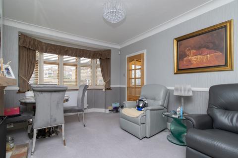 4 bedroom semi-detached house for sale, Bradstow Way, Broadstairs, CT10