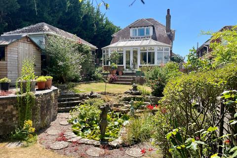 undefined, RIVERSIDE AVENUE, WALLINGTON