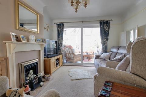 undefined, RIVERSIDE AVENUE, WALLINGTON