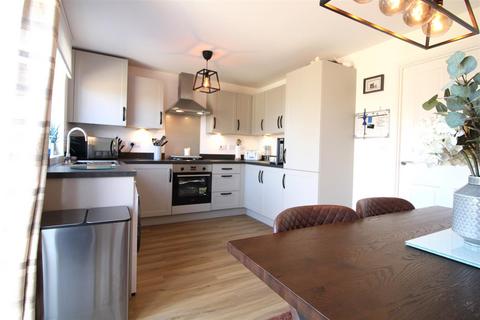 3 bedroom semi-detached house for sale, Larch Avenue, Meadow Hill, Newcastle Upon Tyne NE15