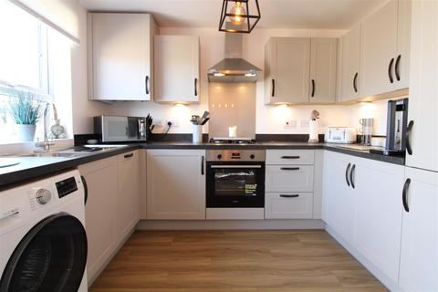 3 bedroom semi-detached house for sale, Larch Avenue, Meadow Hill, Newcastle Upon Tyne NE15