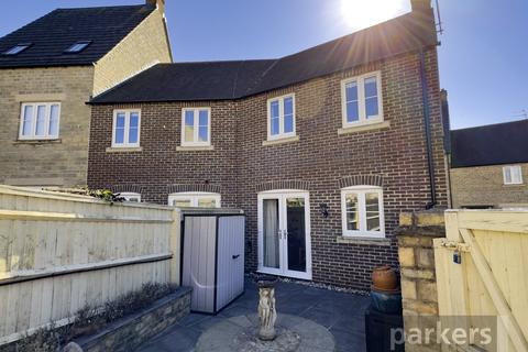 3 bedroom end of terrace house for sale, Willowbank, Witney, Oxfordshire, OX28