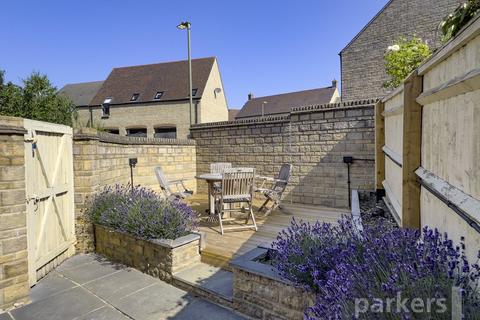 3 bedroom end of terrace house for sale, Willowbank, Witney, Oxfordshire, OX28