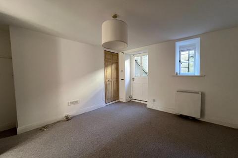 The Garden Flat, 11 Richmond Road, Exeter, EX4 4JA
