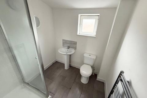 1 bedroom flat to rent, Long Lane, Warrington, Cheshire, WA2