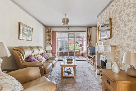 2 bedroom bungalow for sale, Uplands Avenue, Hitchin, SG4