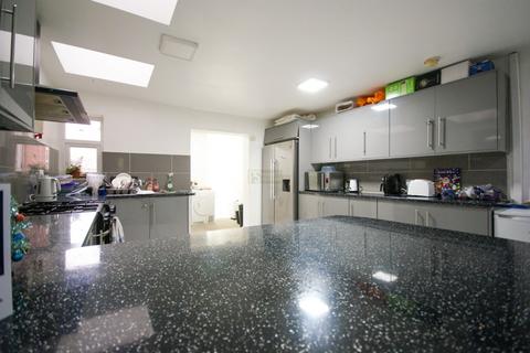 7 bedroom terraced house to rent, Bournbrook Road, Birmingham B29