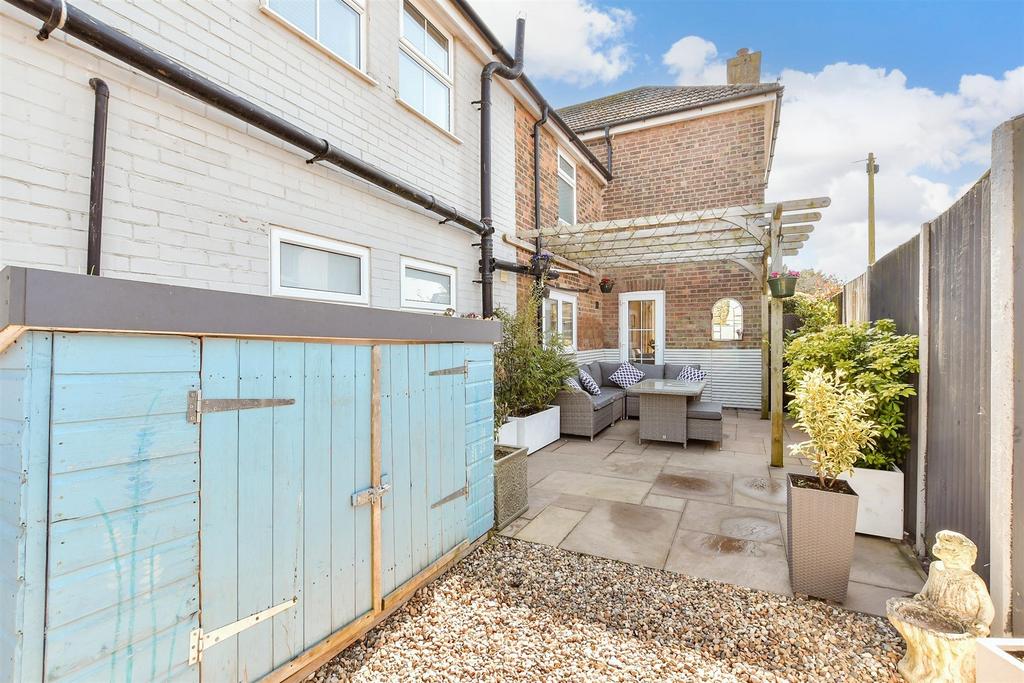 Patio / Decking
