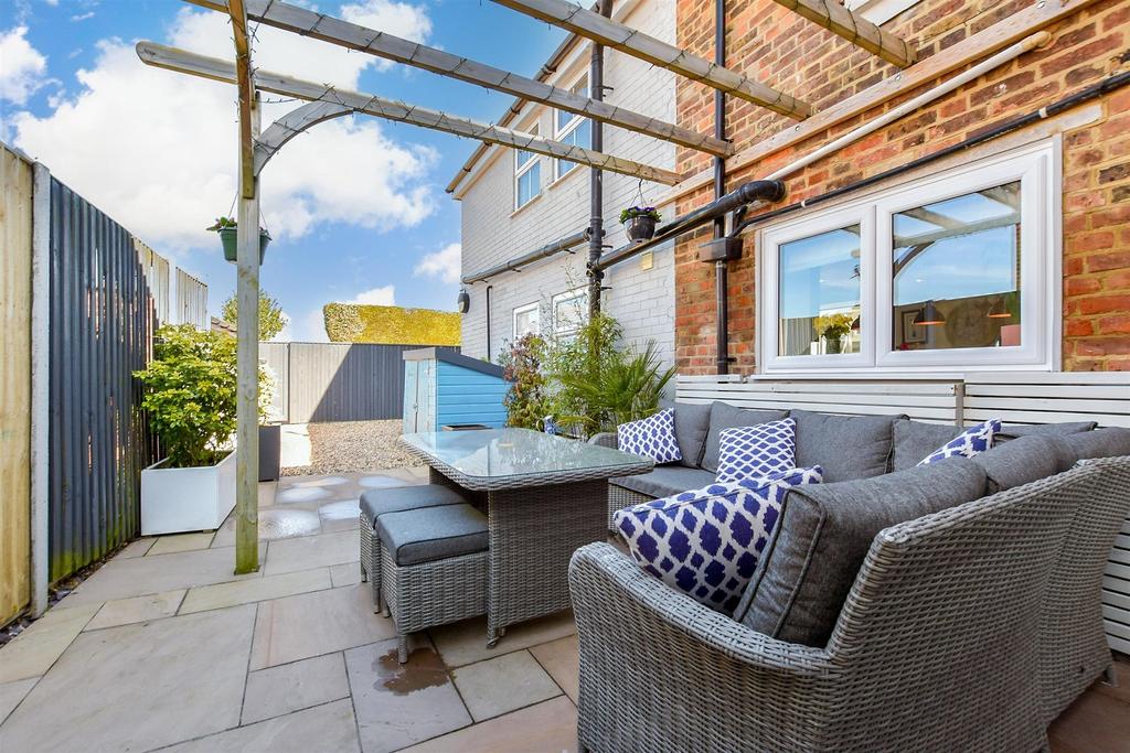 Patio / Decking