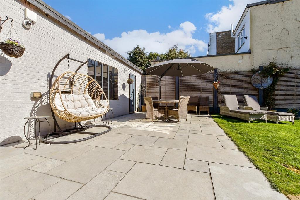 Patio / Decking